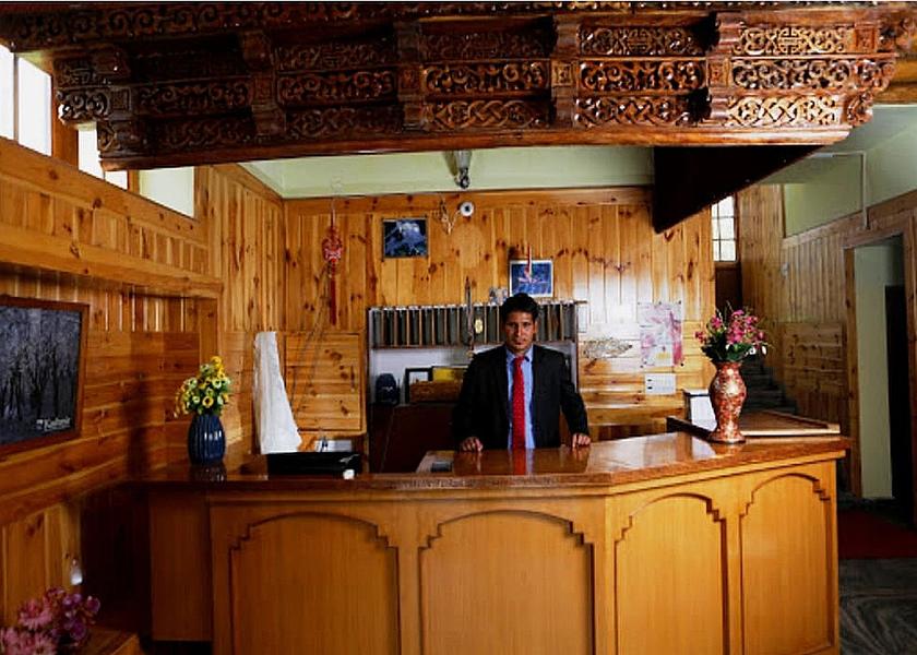 Jammu and Kashmir Srinagar Public Areas