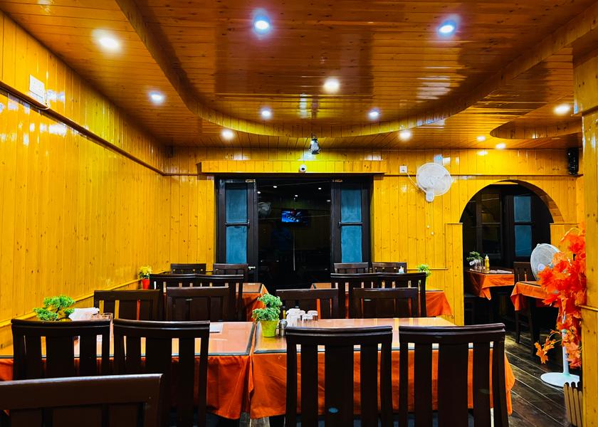 Jammu and Kashmir Gulmarg Food & Dining