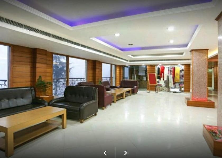 Jammu and Kashmir Patnitop Public Areas