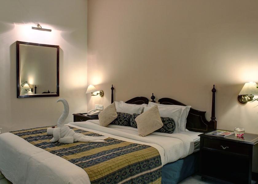 Rajasthan Jaipur Royal Room, Mountain View, Mountainside