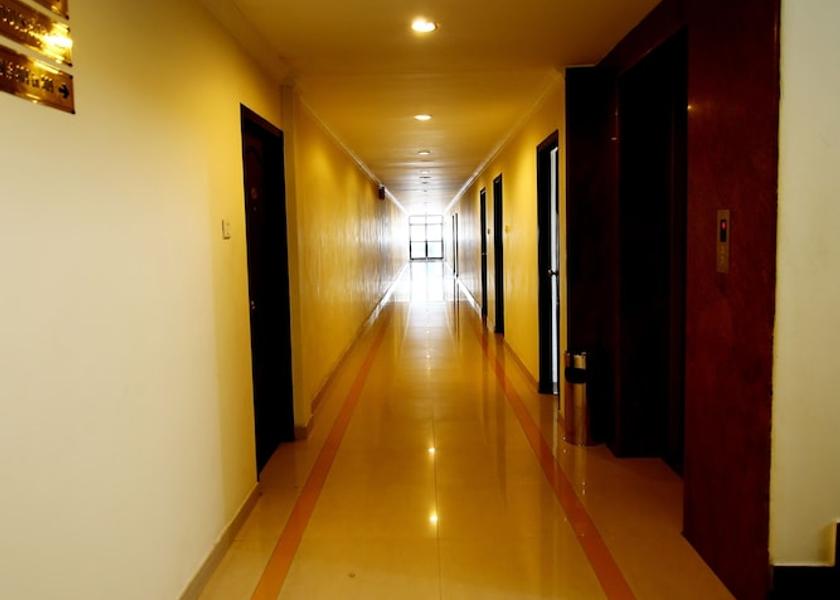 Kerala Thrissur Hallway
