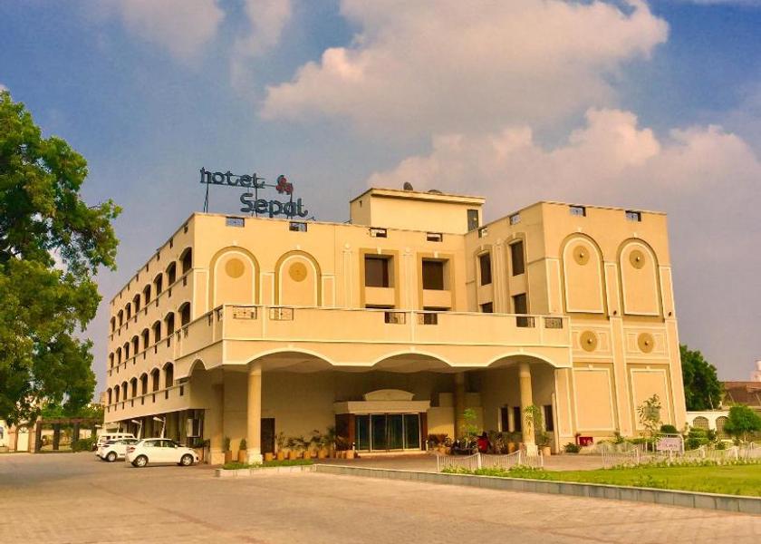 Punjab Bathinda Hotel Exterior
