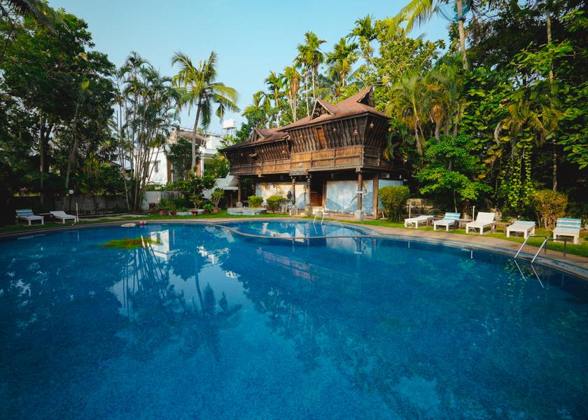 Kerala Varkala Pool