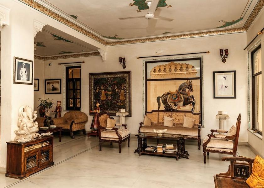 Rajasthan Udaipur Lobby sitting area