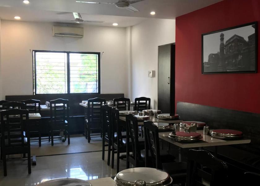 Maharashtra Aurangabad Food & Dining