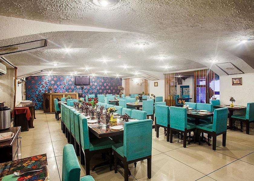 Uttar Pradesh Prayagraj Food & Dining