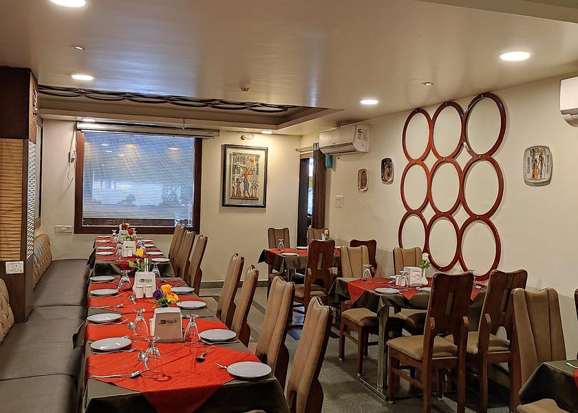 Madhya Pradesh Bhopal Food & Dining