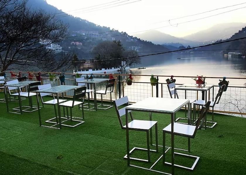 Uttarakhand Nainital Food & Dining