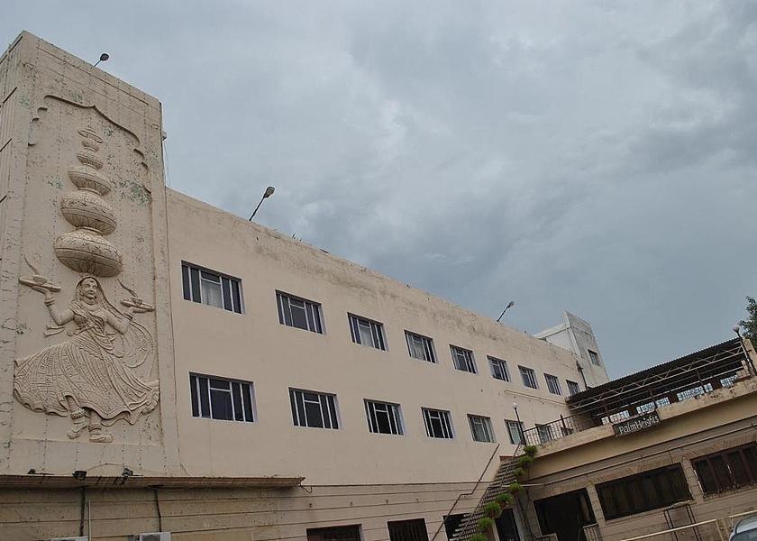 Uttar Pradesh Varanasi Hotel Exterior