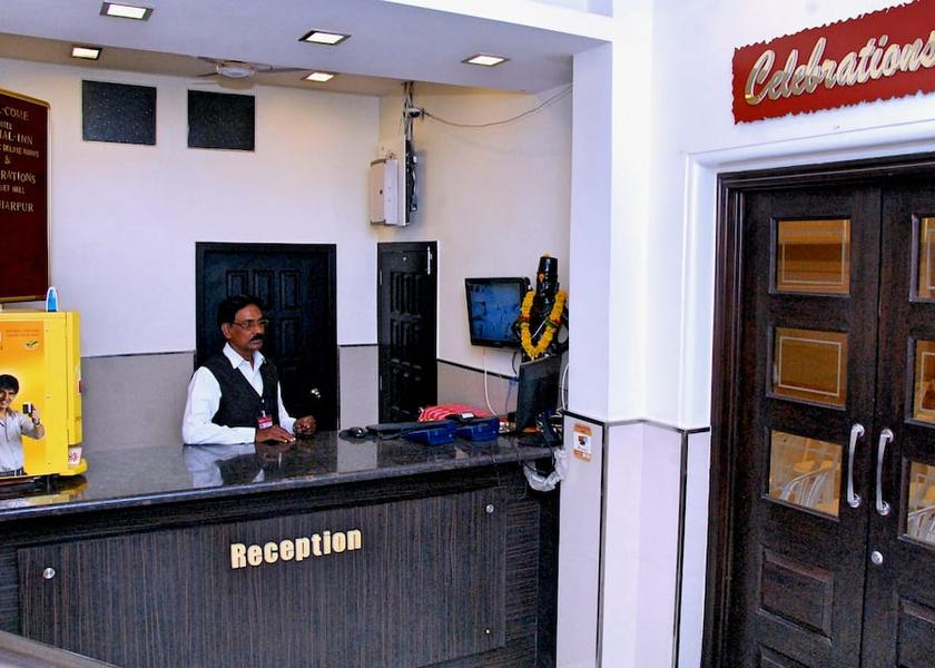 Maharashtra Pandharpur Hotel Exterior