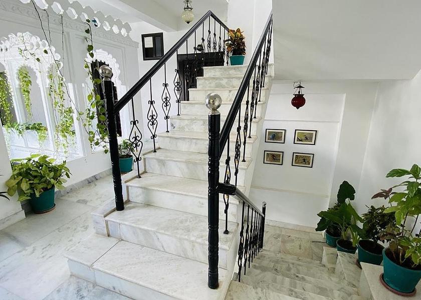 Rajasthan Udaipur Staircase