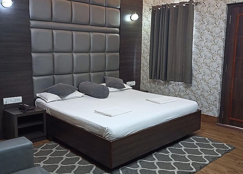 Uttar Pradesh Varanasi Room