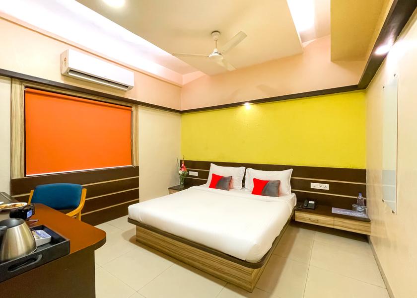 Madhya Pradesh Indore Deluxe King Bed