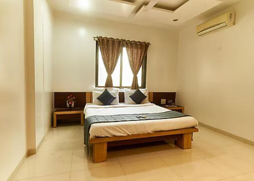 Maharashtra Shirdi 