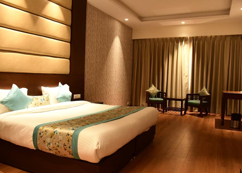 Uttarakhand Rudrapur Club Room Single