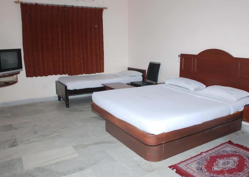 Tamil Nadu Velankanni room