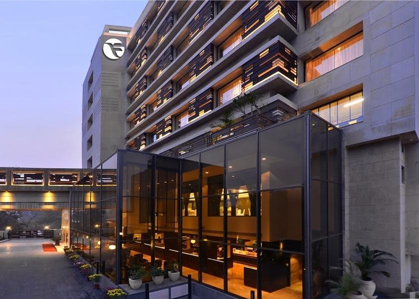 Uttar Pradesh Ghaziabad Hotel Exterior