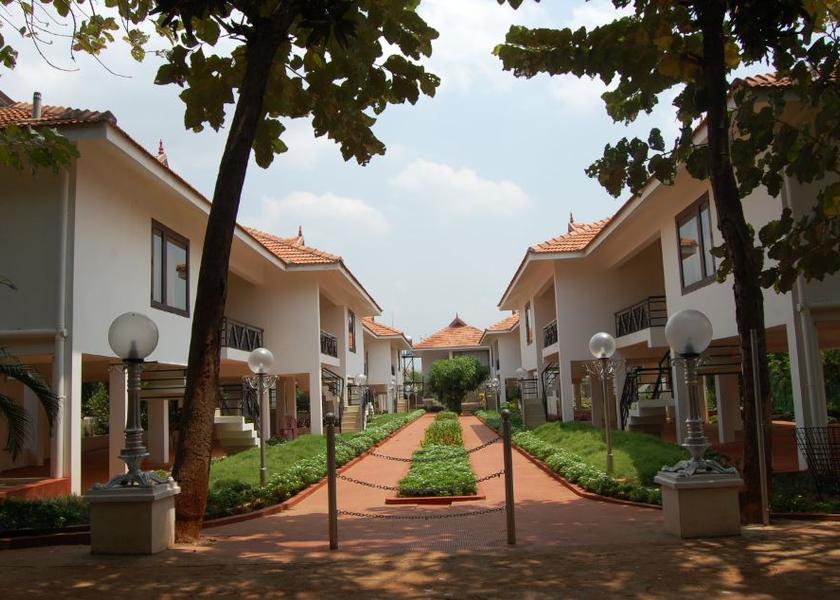 Tamil Nadu Courtrallam Hotel Exterior
