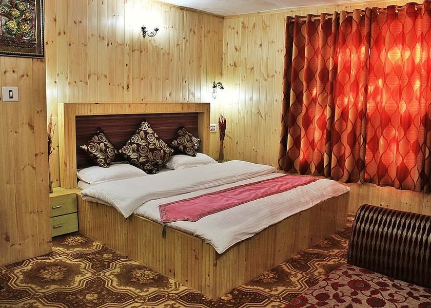 Jammu and Kashmir Srinagar Room