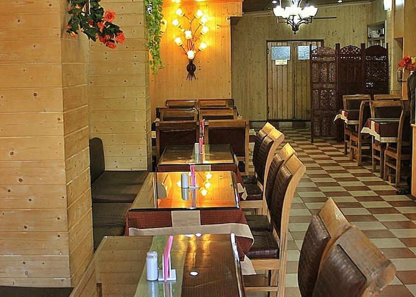 Jammu and Kashmir Srinagar Food & Dining