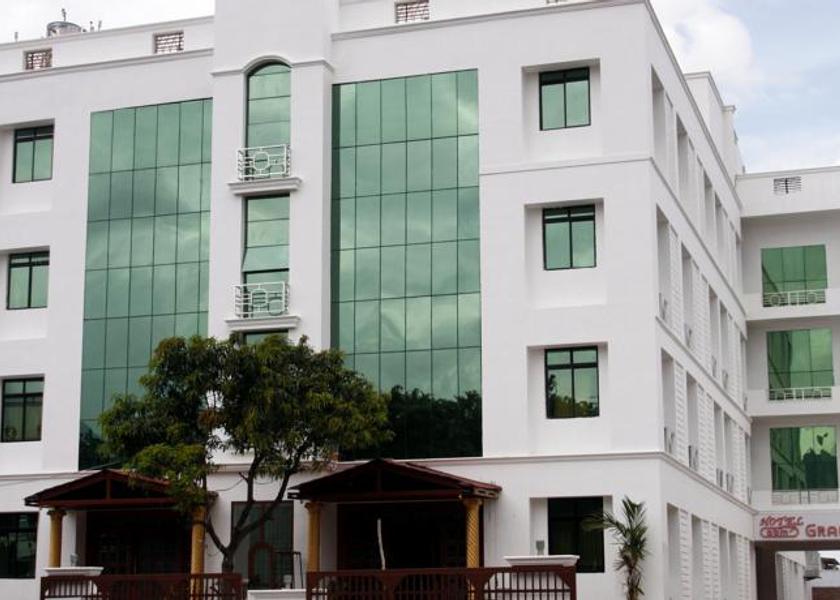 Tamil Nadu Theni Hotel Exterior