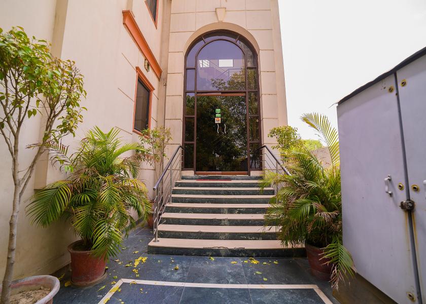 Haryana Gurugram Hotel Exterior