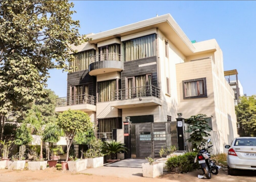 Haryana Gurugram Hotel Exterior