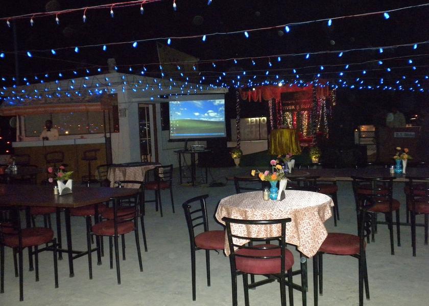 Madhya Pradesh Khajuraho Food & Dining