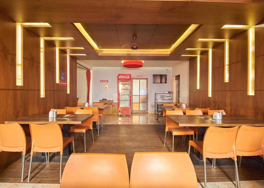 Maharashtra Kolhapur Food & Dining