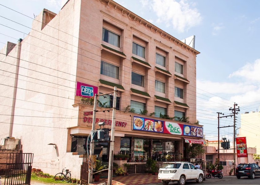 Uttarakhand Roorkee Hotel Exterior