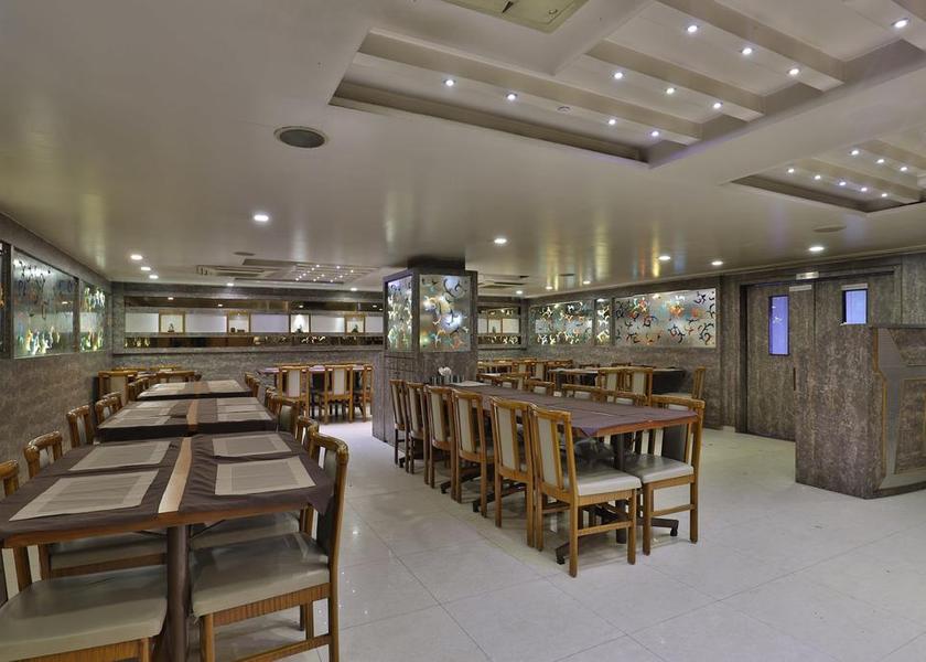 Gujarat Surendranagar Food & Dining