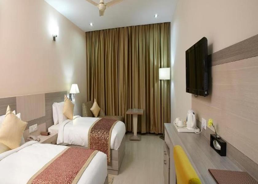 Rajasthan Neemrana 1025