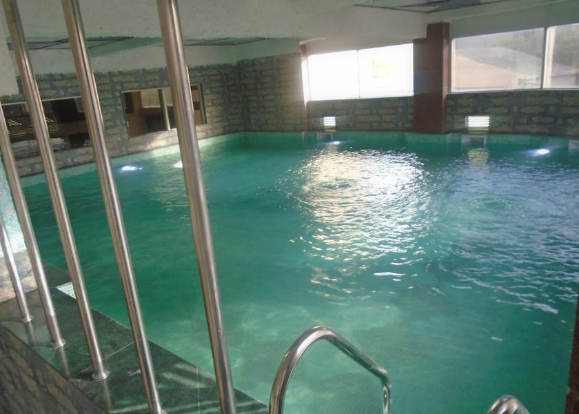 Rajasthan Neemrana Pool