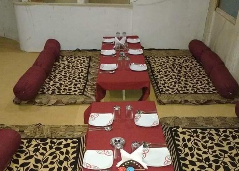 Rajasthan Udaipur Food & Dining