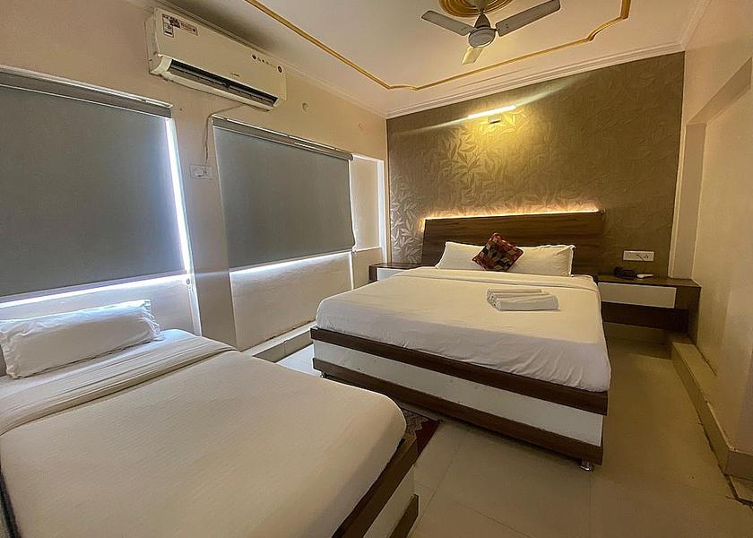 Uttar Pradesh Varanasi Family Room, Multiple Beds