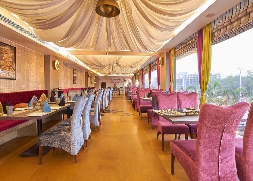 West Bengal Kolkata Food & Dining