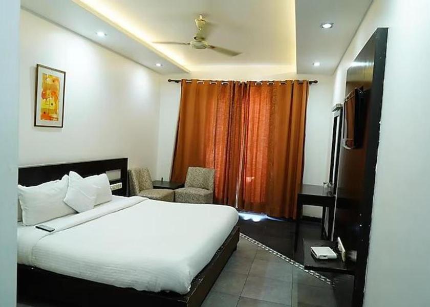 Haryana Pinjore Room