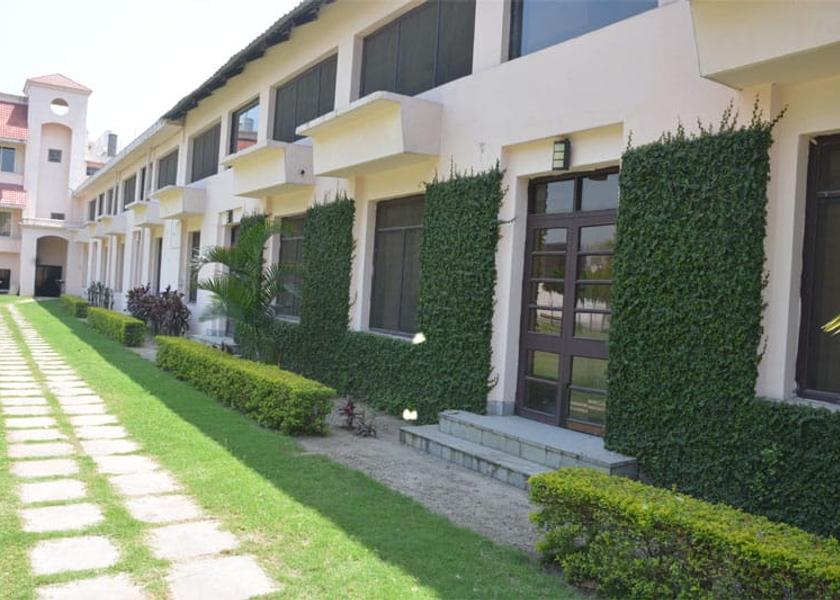 Uttarakhand Rudrapur Hotel Exterior