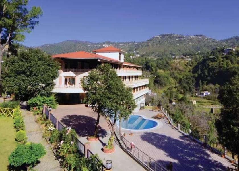 Uttarakhand Bhimtal Dining Area