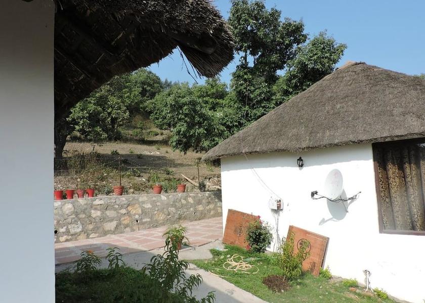 Uttarakhand Ranikhet Hotel Exterior