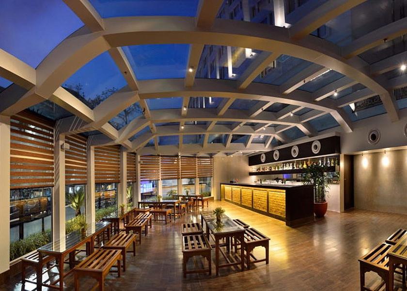 West Bengal Kolkata Food & Dining