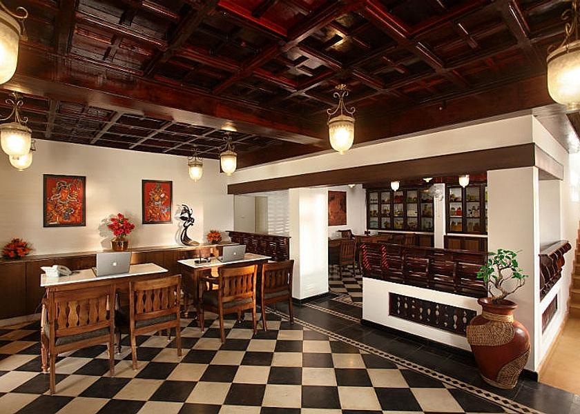 Kerala Kochi Public Areas