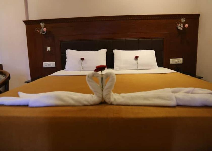 Tamil Nadu Thiruchendur Executive Double A/C Room