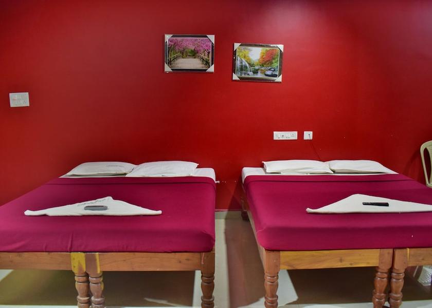 Tamil Nadu Yelagiri Room