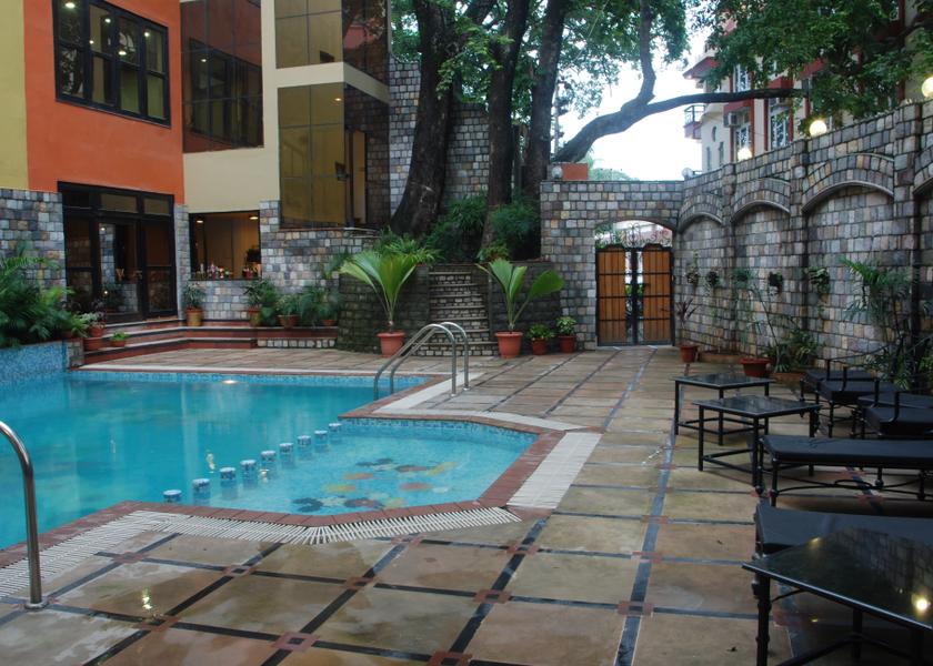 Uttarakhand Ramnagar Hotel Exterior
