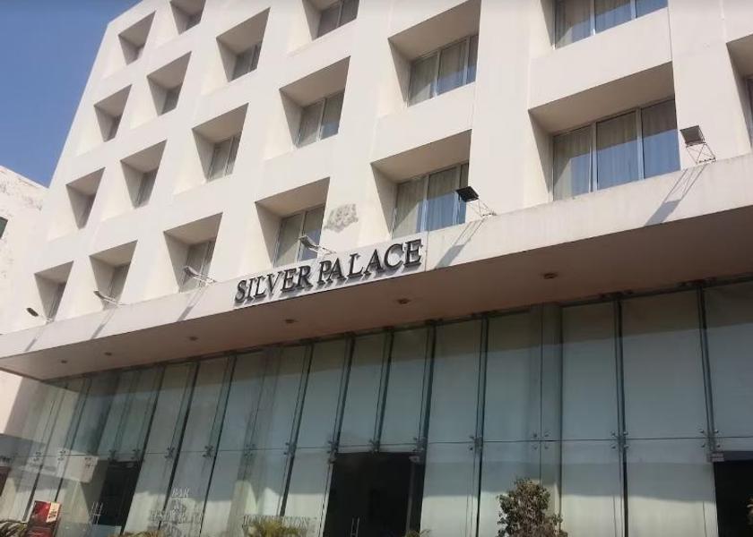 Maharashtra Jalgaon Hotel Exterior