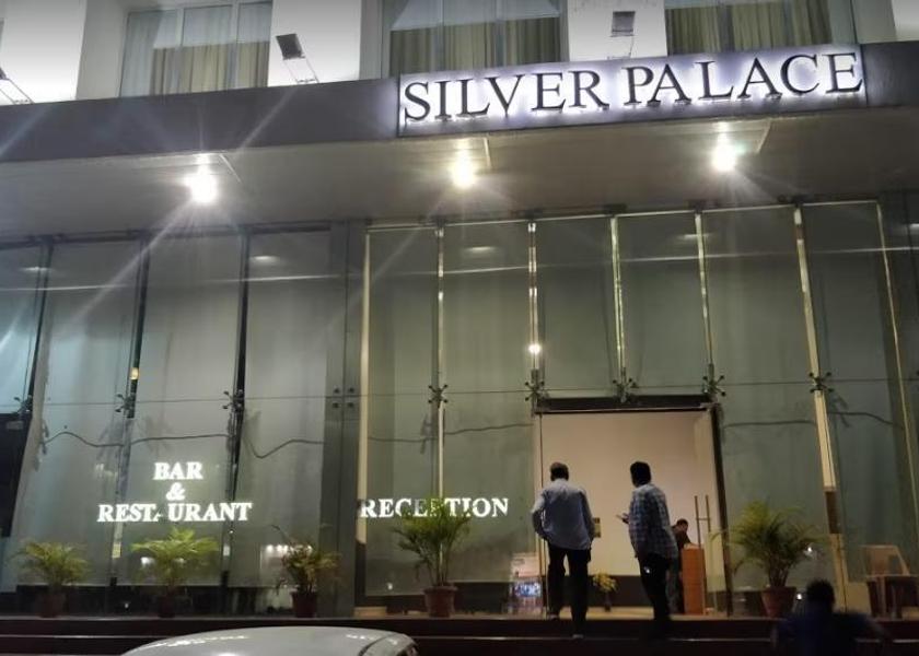 Maharashtra Jalgaon Hotel Exterior