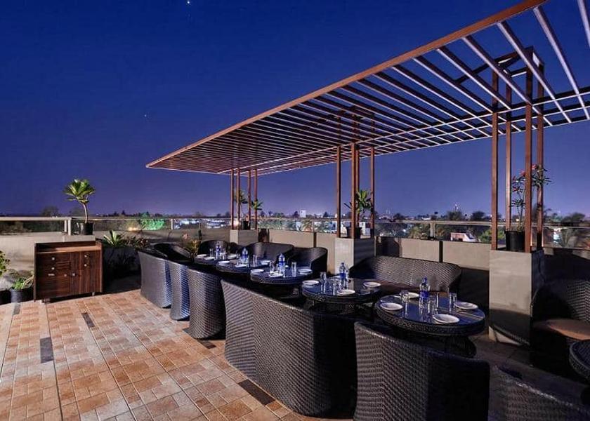 Maharashtra Sangli Food & Dining