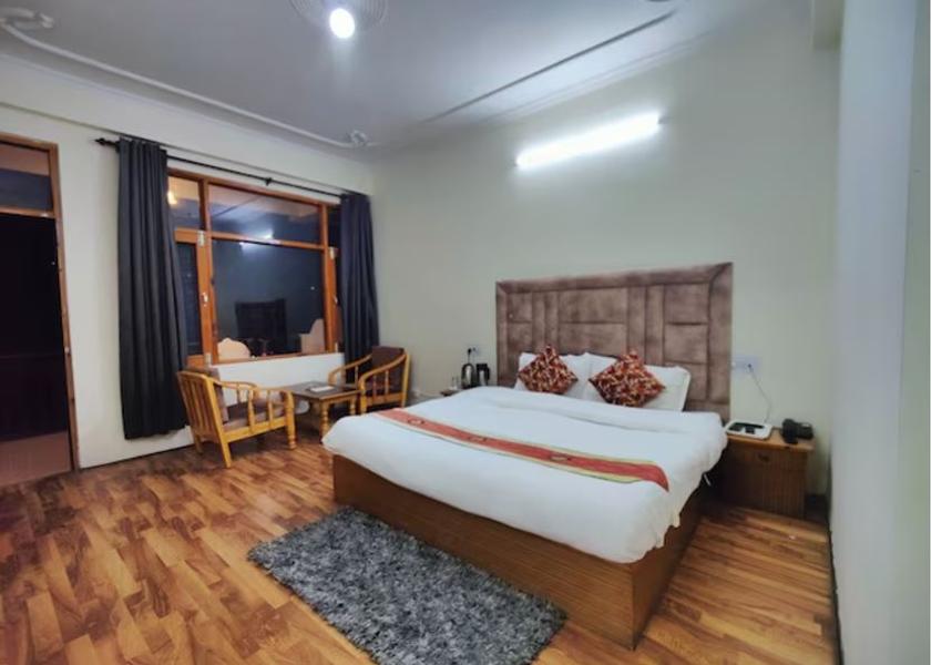 Himachal Pradesh Manali Deluxe Room Mountain View