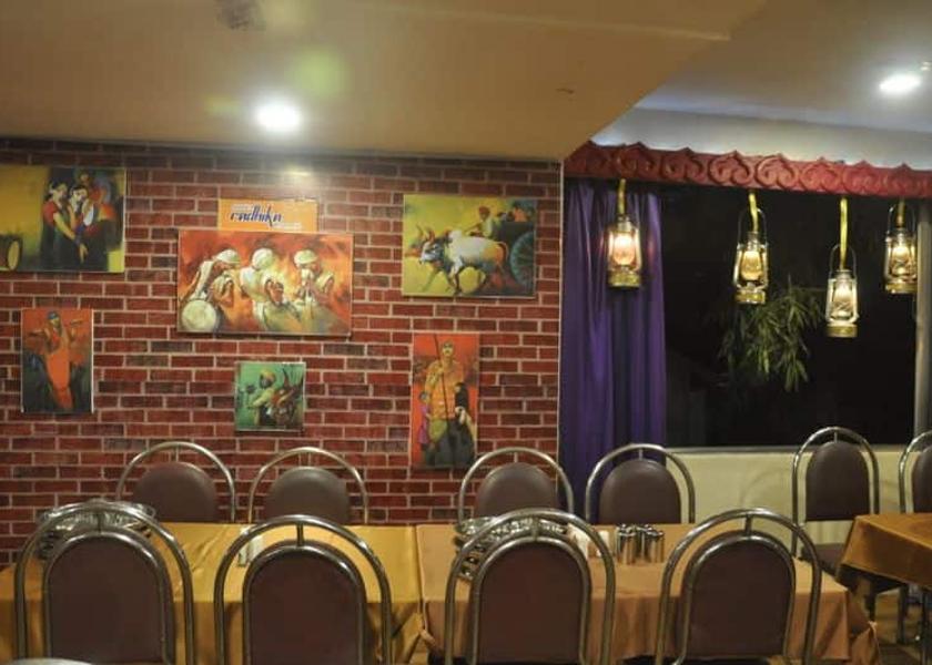 Maharashtra Satara Restaurant